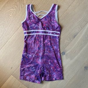 Girls Gymnastics or Dance Suit/ Leotard.  Purple.  Size M.